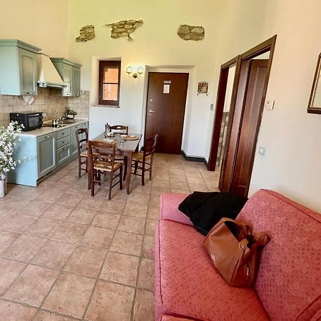 Residence Maria Giulia Corciano Luaran gambar